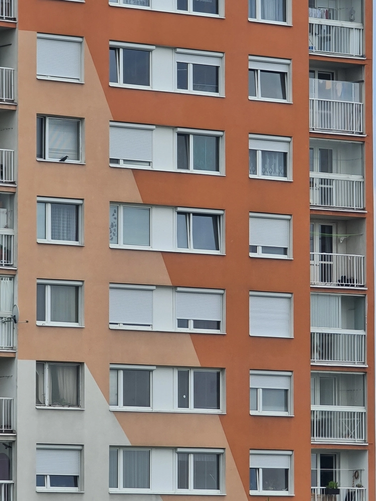 Profesionální venkovní rolety na míru včetně zaměření a montáže, Praha