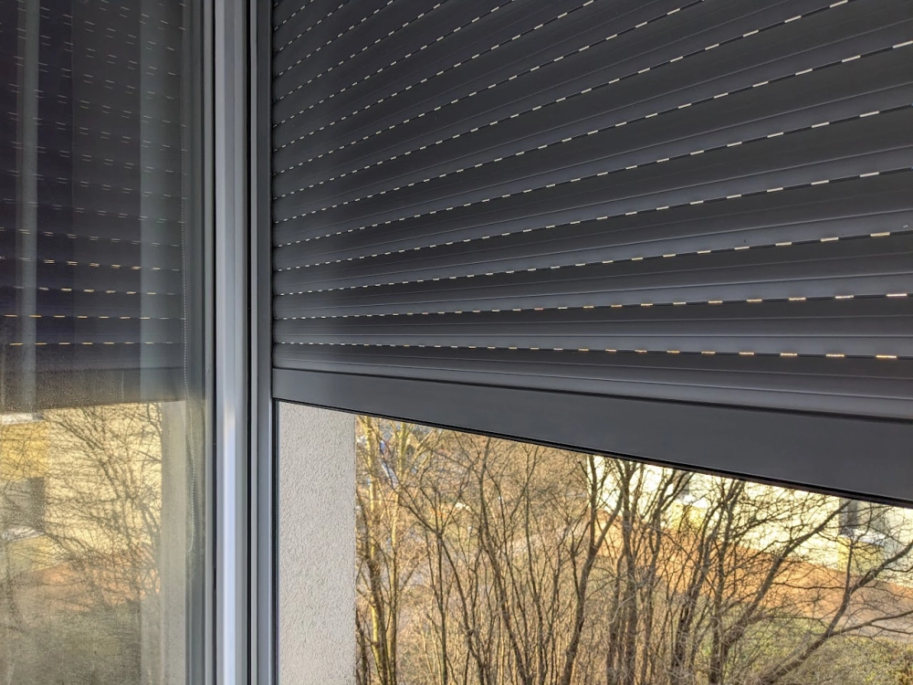 Venkovní roleta, hliníková lamela s polyuretanem