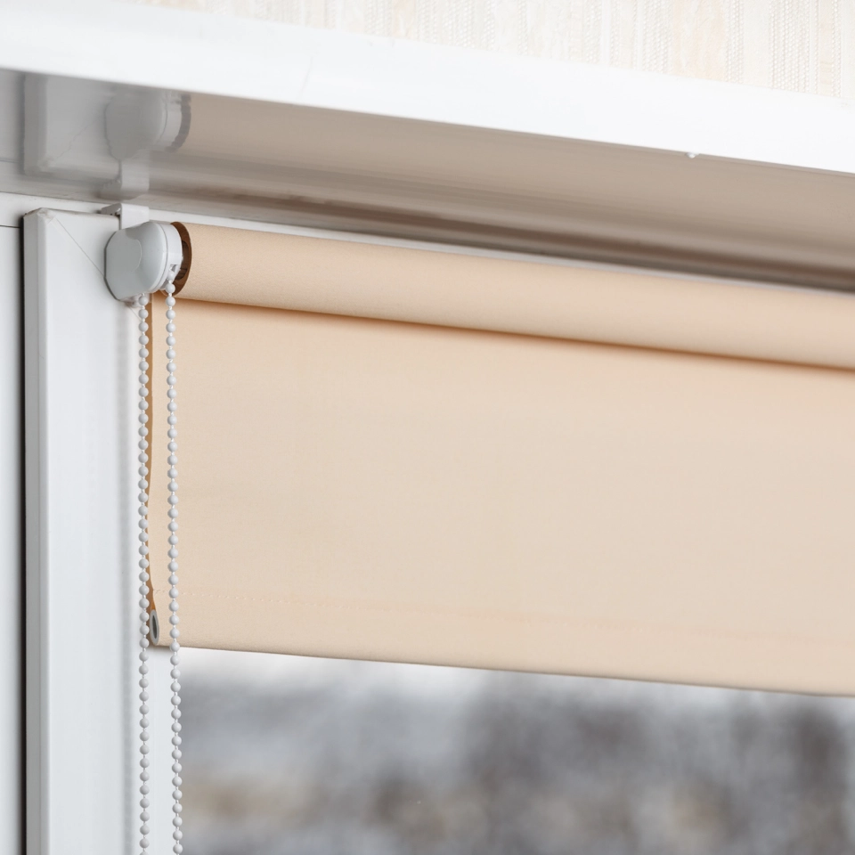 Interiérová roleta, s řetízkovým ovládáním