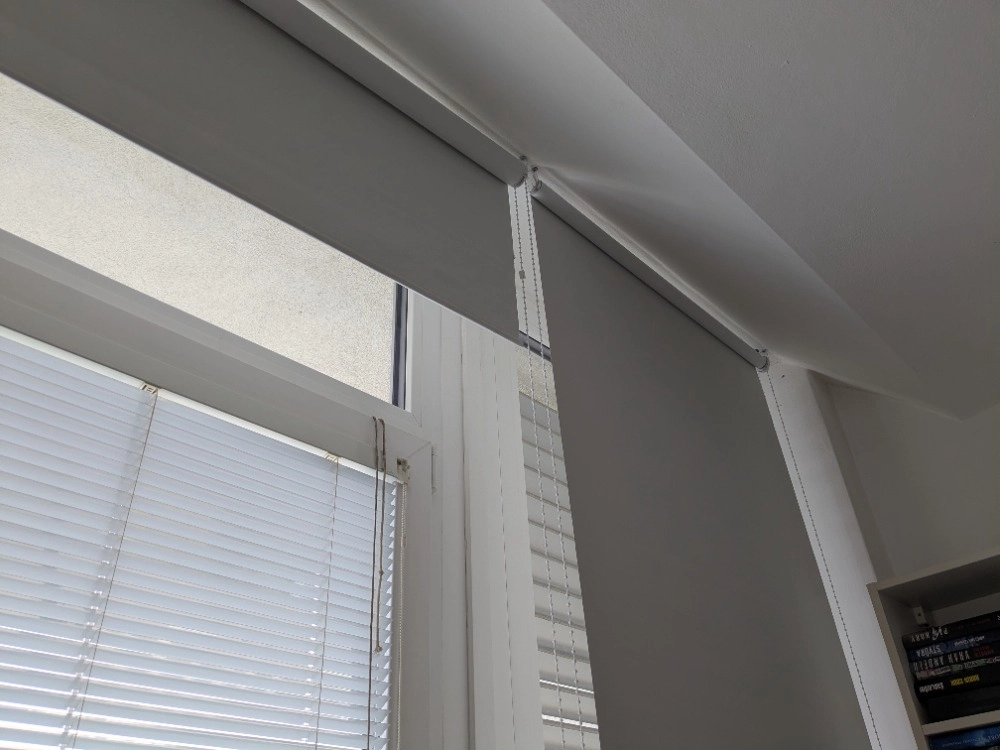 Interiérová roleta, s řetízkovým ovládáním