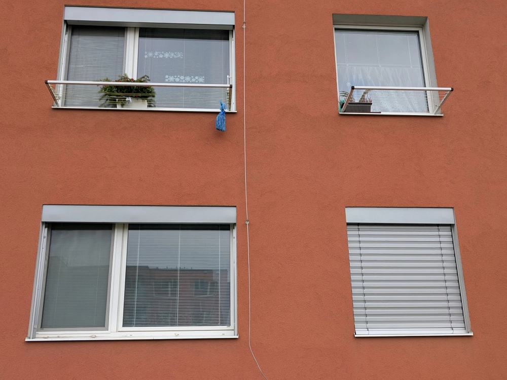 Venkovní žaluzie, lamela ve tvaru Z