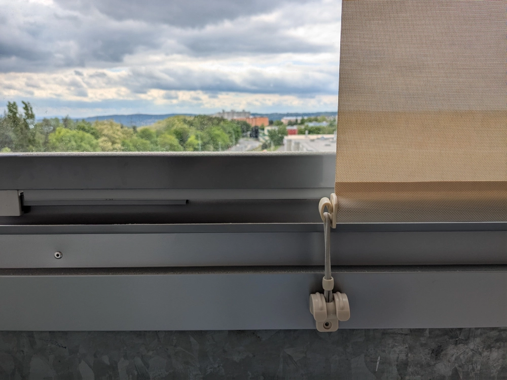 Balkonová screenová roleta