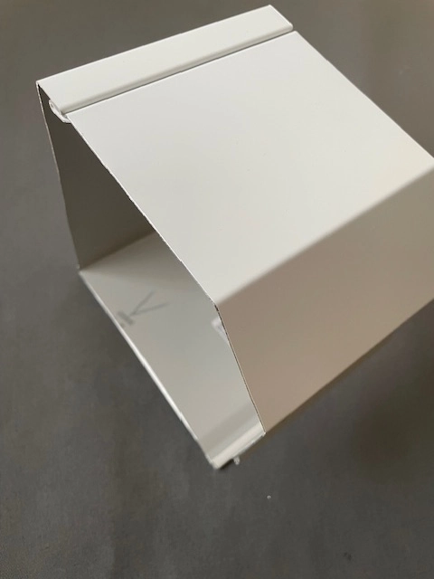 Venkovní roleta, hliníková lamela s polyuretanem, kastlík bílý