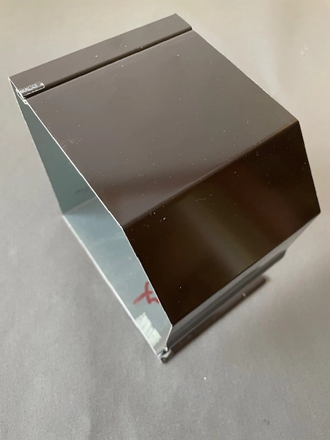 Venkovní roleta, hliníková lamela s polyuretanem, kastlík tmavě hnědý