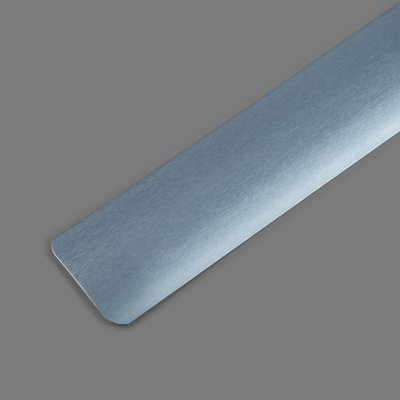 P83 - šedomodrá metalíza