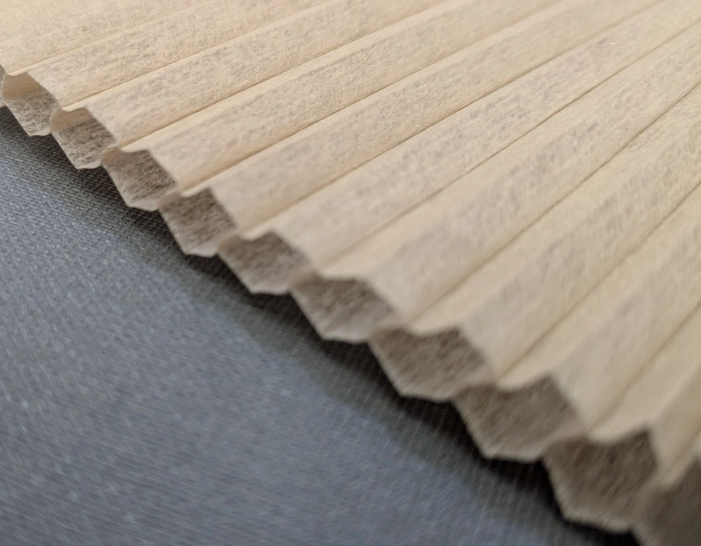 Béžová plisé zastiňující-dvojitě plisovaná