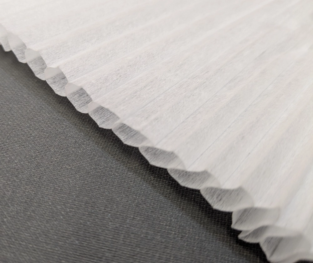 Bílá plisé zastiňující-dvojitě plisovaná